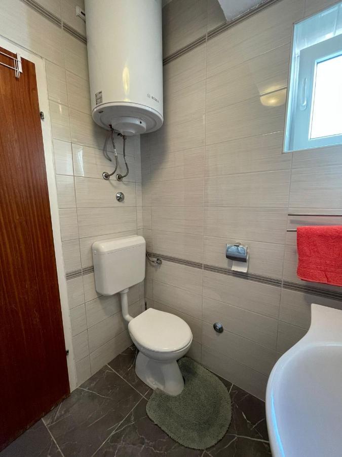 Apartments Sestan Novalja Eksteriør bilde